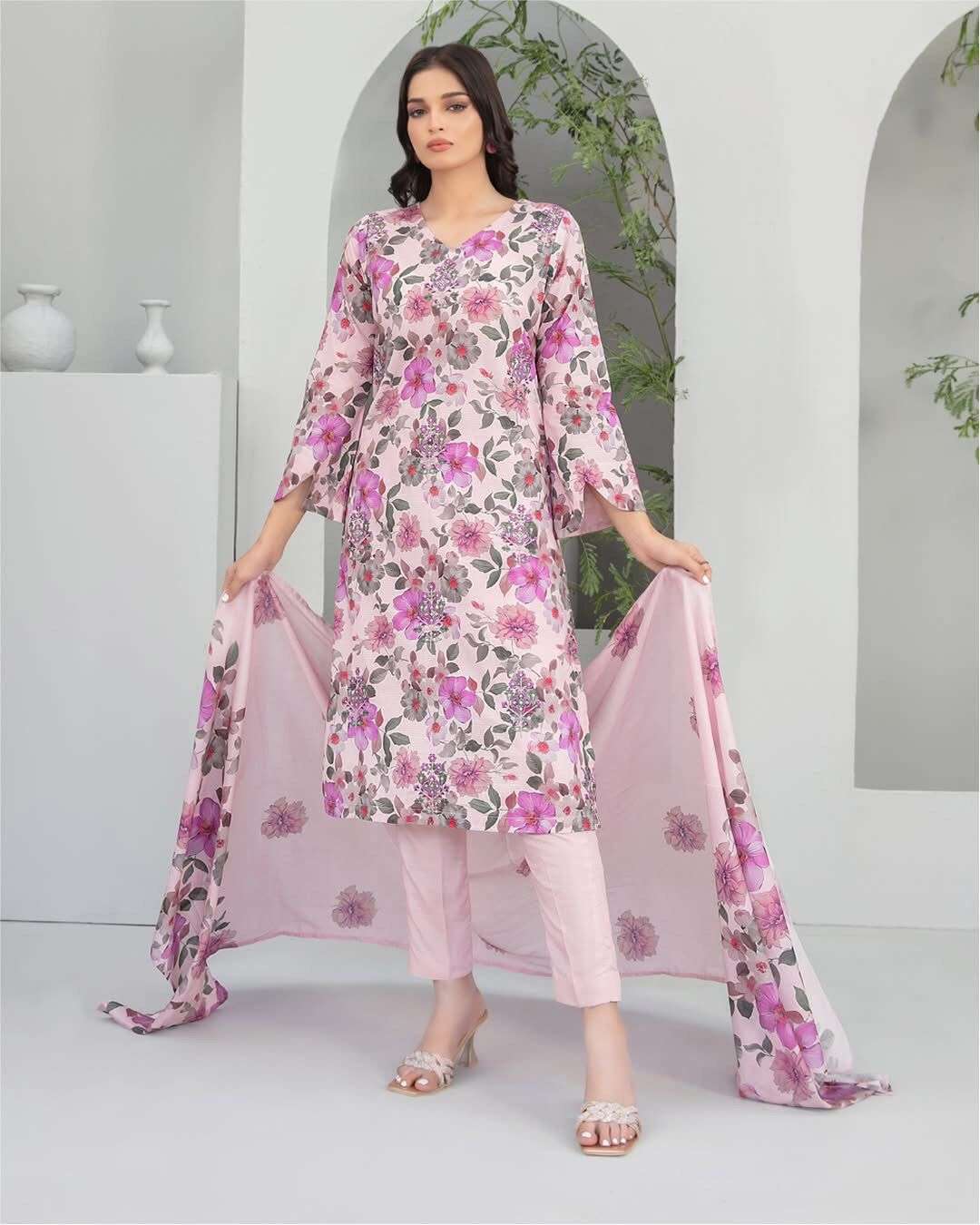 Tamya Model & Open Pic by Tawakkal 2025